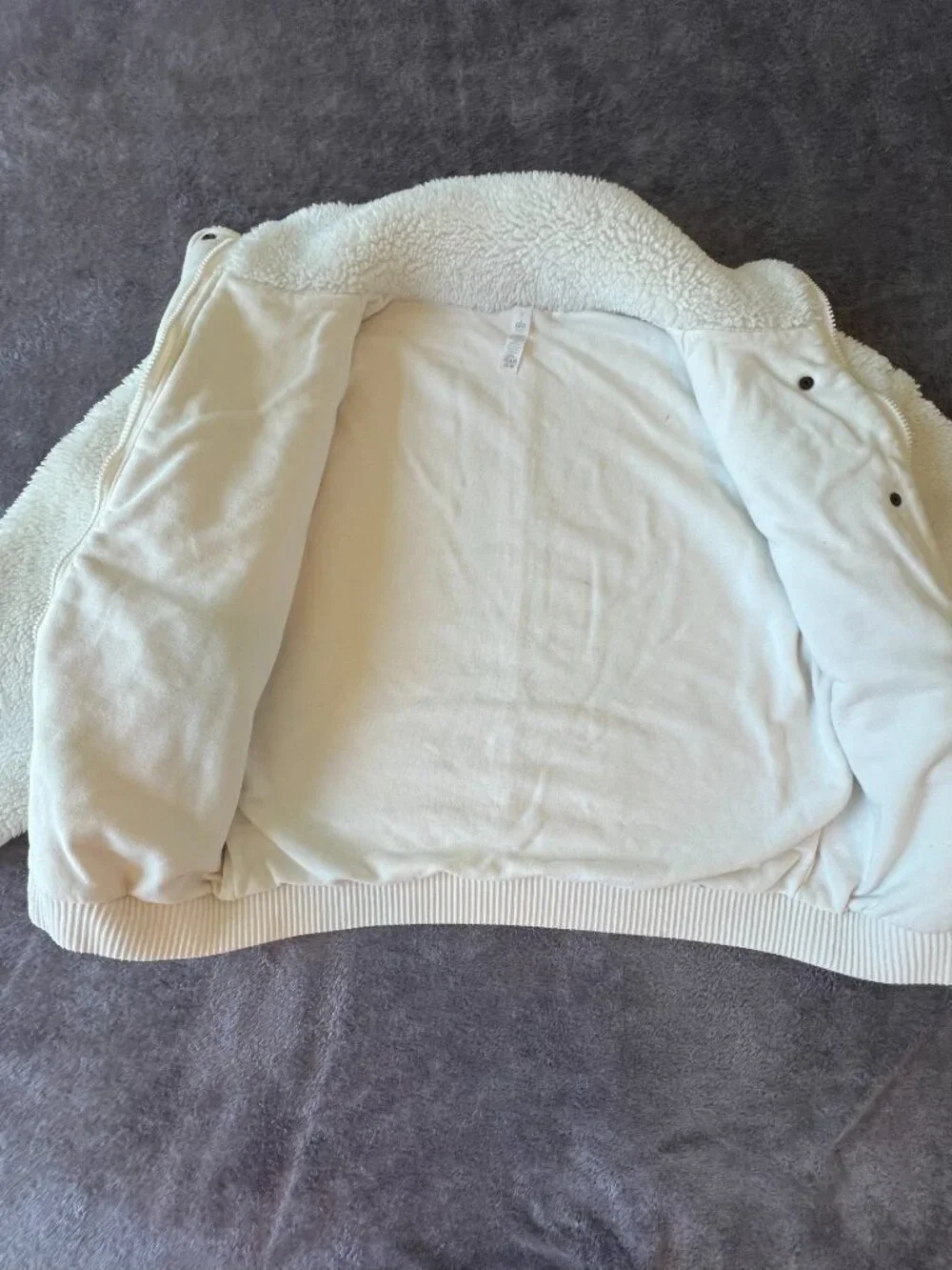 ALO YOGA Sherpa Varsity Bomber Jacket Size Small Ivory Off White Full Zip Coat